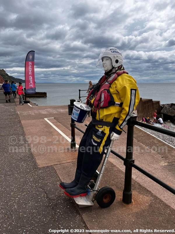 Became Sid again for the Sidmouth lifeboat collecting donations over two days of the bank holiday weekend - Human Living Mannequin Collects Donations For The Sidmouth Charity Lifeboat As Sid The Mannequin During August Bank Holiday Weekend Became Sid again for the Sidmouth lifeboat collecting donations over two days of the bank holiday weekend - Human Living Mannequin Collects Donations For The Sidmouth Charity Lifeboat As Sid The Mannequin During August Bank Holiday Weekend