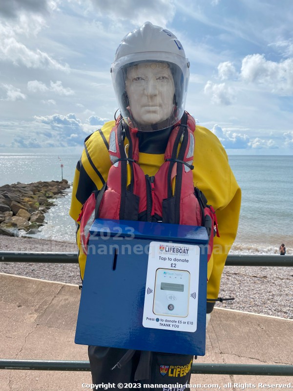 Became Sid again for the Sidmouth lifeboat collecting donations over two days of the bank holiday weekend - Human Living Mannequin Collects Donations For The Sidmouth Charity Lifeboat As Sid The Mannequin During August Bank Holiday Weekend Became Sid again for the Sidmouth lifeboat collecting donations over two days of the bank holiday weekend - Human Living Mannequin Collects Donations For The Sidmouth Charity Lifeboat As Sid The Mannequin During August Bank Holiday Weekend