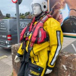 Human Living Mannequin Collects Donations For The Sidmouth Charity Lifeboat As Sid The Mannequin During August Bank Holiday Weekend mannequin-man performming as a Living Mannequin: Became Sid again for the Sidmouth lifeboat collecting donations over two days of the bank holiday weekend for Sidmouth Lifeboat on 26/08/2023
