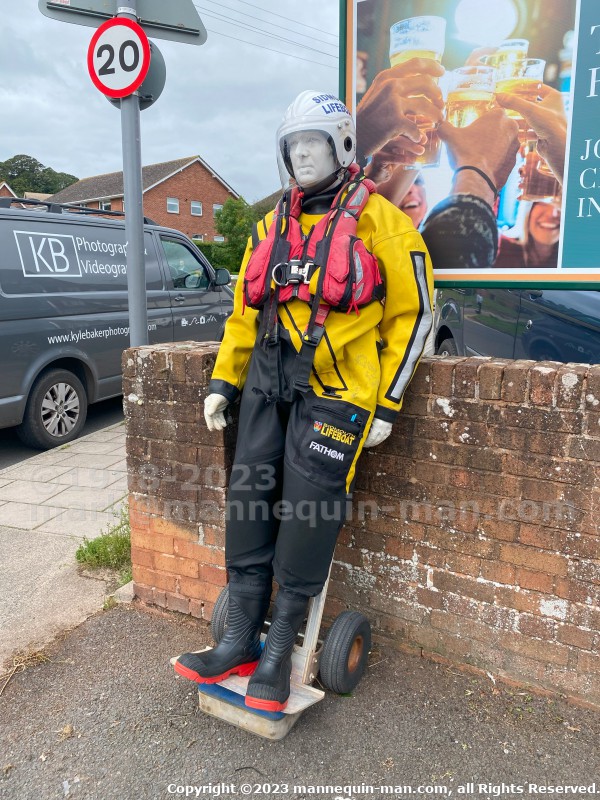 Became Sid again for the Sidmouth lifeboat collecting donations over two days of the bank holiday weekend - Human Living Mannequin Collects Donations For The Sidmouth Charity Lifeboat As Sid The Mannequin During August Bank Holiday Weekend Became Sid again for the Sidmouth lifeboat collecting donations over two days of the bank holiday weekend - Human Living Mannequin Collects Donations For The Sidmouth Charity Lifeboat As Sid The Mannequin During August Bank Holiday Weekend