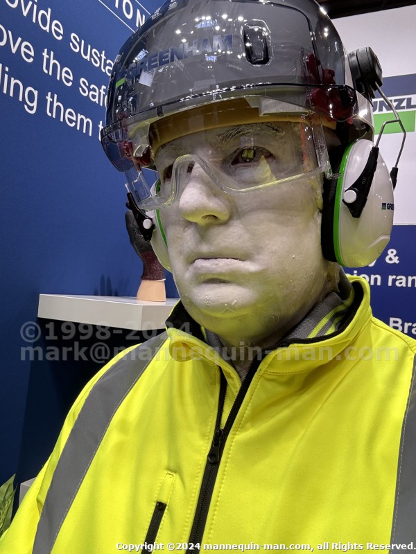 Amusing visitors as a white living mannequin at Safety & Health Expo - Living Mannequin Bunzl Greenham Stand Health And Safety Event Nec Amusing visitors as a white living mannequin at Safety & Health Expo - Living Mannequin Bunzl Greenham Stand Health And Safety Event Nec