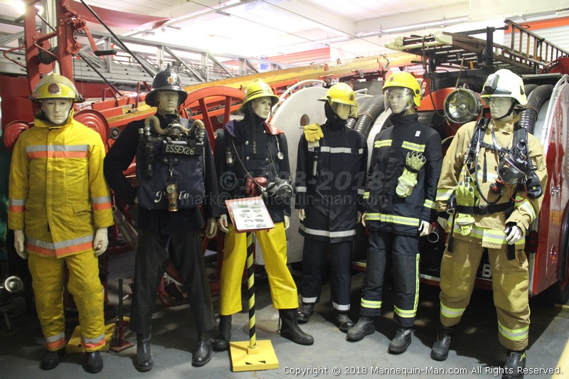 Mannequin Fire-fighter wearng Turnout Bunker gear from the USA - USA Firefighter Turnout Bunker Uniform Essex Fire Museum Mannequin Fire-fighter wearng Turnout Bunker gear from the USA - USA Firefighter Turnout Bunker Uniform Essex Fire Museum