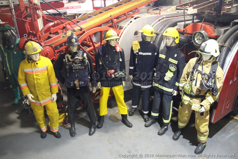 Mannequin Fire-fighter wearng Turnout Bunker gear from the USA - USA Firefighter Turnout Bunker Uniform Essex Fire Museum Mannequin Fire-fighter wearng Turnout Bunker gear from the USA - USA Firefighter Turnout Bunker Uniform Essex Fire Museum