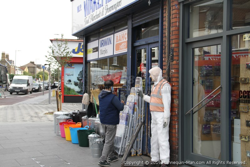 Dave the dummy has been standing outside WP Wakefield over 7 Years, in all weathers. Apparently he attracts quite a bit of attention and sometimes even receives some physical abuse. This day, Dave had something to say for himself when he was replaced by mannequin-man the living mannequin as he came alive to the surprise of the customers and passers-by. - WP Wakefield Replaces Outside Mannequin With Real Living Mannequin to Prank Customers with Hilarious Results Dave the dummy has been standing outside WP Wakefield over 7 Years, in all weathers. Apparently he attracts quite a bit of attention and sometimes even receives some physical abuse. This day, Dave had something to say for himself when he was replaced by mannequin-man the living mannequin as he came alive to the surprise of the customers and passers-by. - WP Wakefield Replaces Outside Mannequin With Real Living Mannequin to Prank Customers with Hilarious Results
