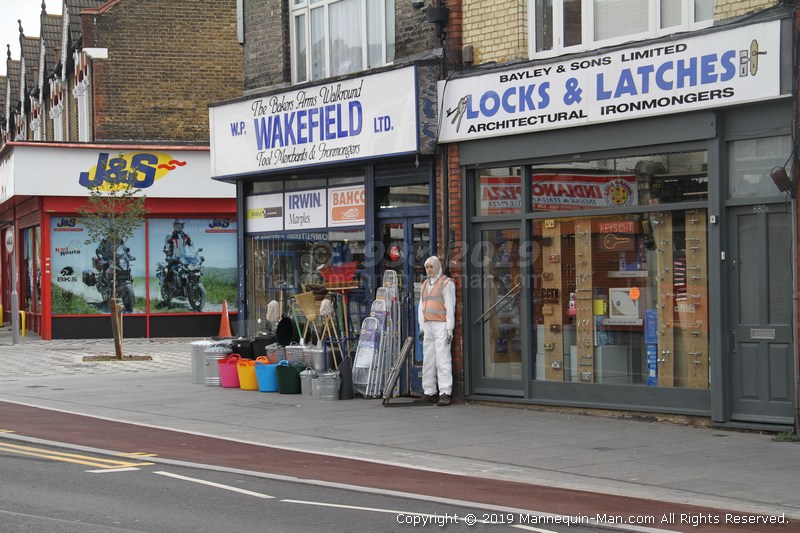 Dave the dummy has been standing outside WP Wakefield for over 7 Years, in all weathers. Apparently he attracts quite a bit of attention and sometimes even receives some physical abuse. This day, Dave had something to say for himself when he was replaced by mannequin-man the living mannequin as he came alive to the surprise of the customers and passers-by. - WP Wakefield Replaces Outside Mannequin With Real Living Mannequin to Prank Customers with Hilarious Results Dave the dummy has been standing outside WP Wakefield for over 7 Years, in all weathers. Apparently he attracts quite a bit of attention and sometimes even receives some physical abuse. This day, Dave had something to say for himself when he was replaced by mannequin-man the living mannequin as he came alive to the surprise of the customers and passers-by. - WP Wakefield Replaces Outside Mannequin With Real Living Mannequin to Prank Customers with Hilarious Results